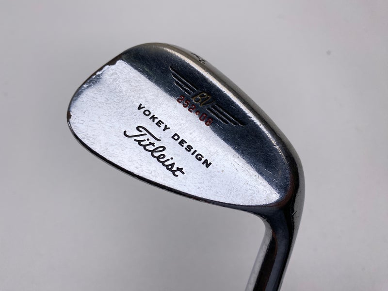 Titleist Vokey Chrome 200 52* 8 Bounce True Temper Dynamic Gold Wedge Steel RH