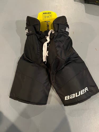 Senior Medium Bauer Supreme 2S Hockey Pants