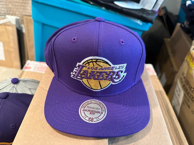 Los Angeles Lakers Purple Hat-NWT by Mitchell & Ness