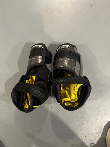 Used Large Bauer Supreme 1S Elbow Pads