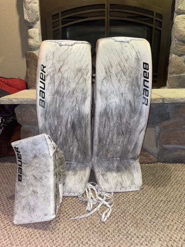 35" Bauer  Ultrasonic Goalie Leg Pads And Blocker