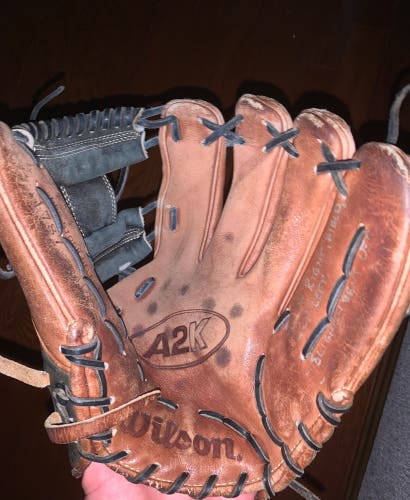 Used Infield 11.75" A2K Baseball Glove