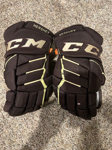 CCM Jet Speed Hershey gloves, size 14