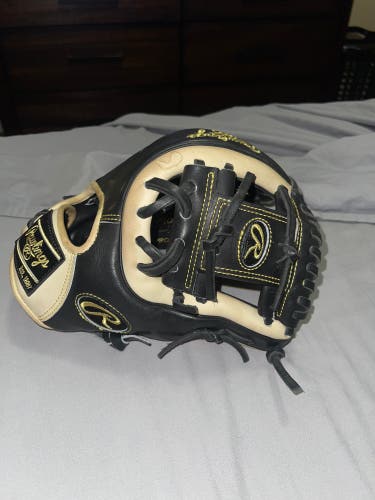 11.5” Rawlings Heart of the Hide R2G