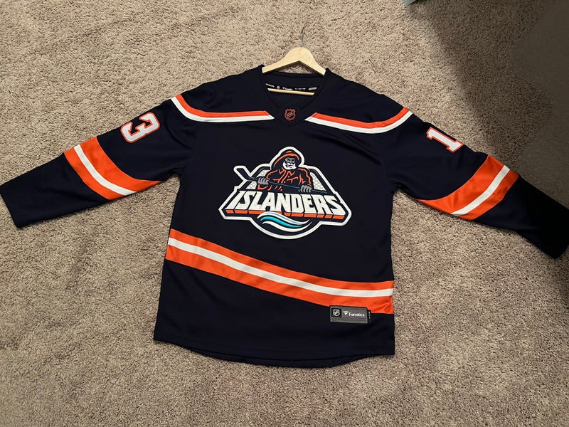 NHL New York Islanders Reverse Retro Jersey 2022 Souvenir