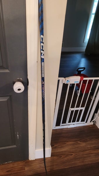 Used Junior CCM Right Handed JetSpeed FT5 Pro Hockey Stick P28