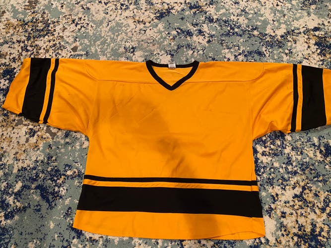 Yellow Used Men's Athletic Knit Jersey