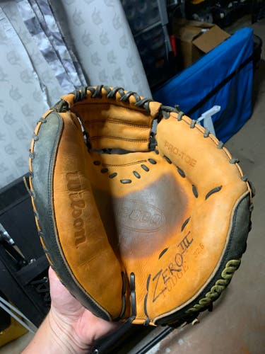 2019 Catcher's 32.5" A2000 Baseball Glove