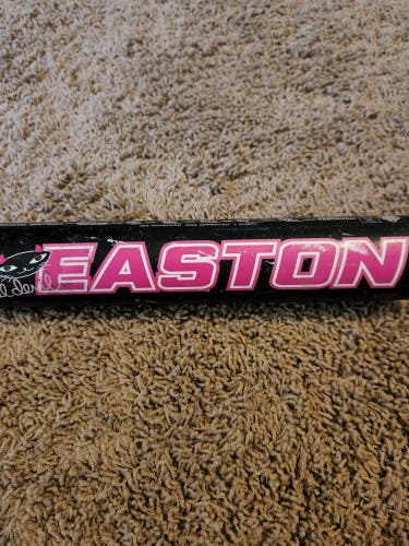 Easton Lil Devil fastpitch softball Bat (-9) 20 oz 29"