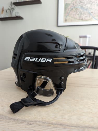Used Medium Bauer 4500 Helmet
