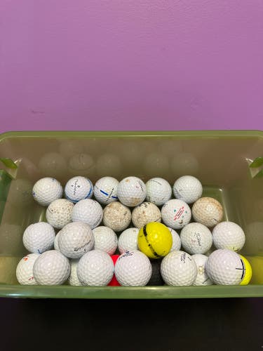 Used Men’s TaylorMade Golf Balls