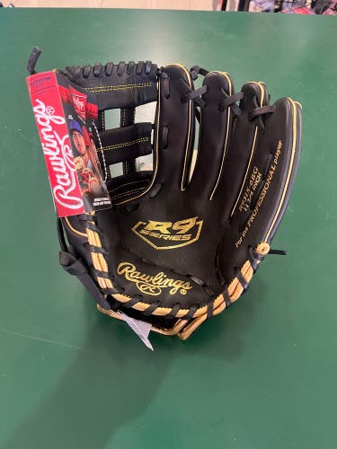 New Rawlings R9 Right Hand Throw 11.75” Baseball Glove