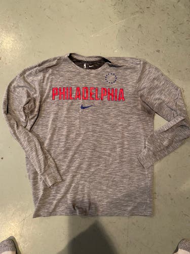 Philadelphia 76ers NBA Men's Nike Dri-Fit Shirt