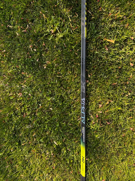 Senior Left Hand Alpha DX Hockey Stick
