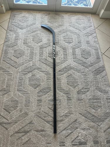 Senior Right Handed P29  Ribcore trigger 7 Hockey Stick