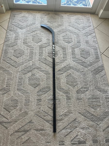Senior Right Handed P29 Ribcore trigger 7 Hockey Stick