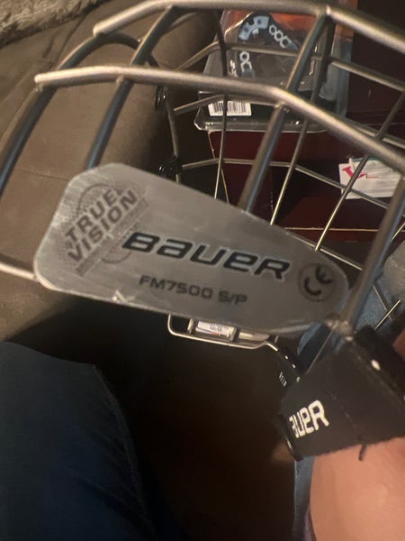 Bauer small FM7500 titanium cage