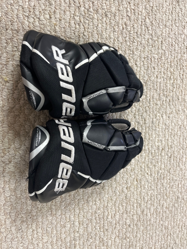 Used Bauer 11" Vapor X3.0 Gloves