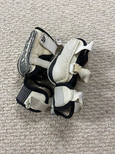Used Small  Elbow Pads