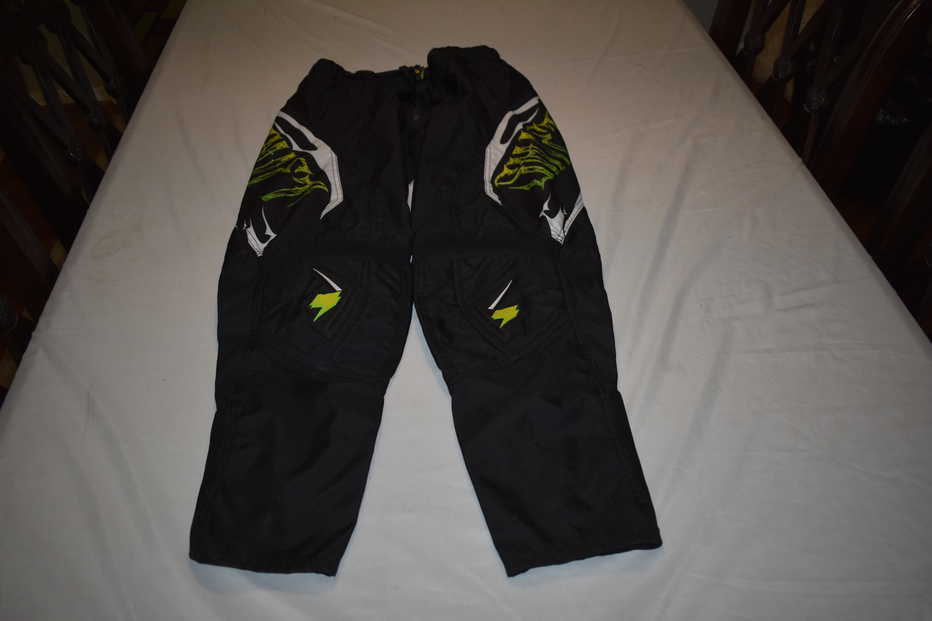 Shift MX Assault Motocross Race Pants, Black/White, Size 36 - Great Condition!