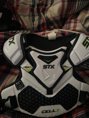 Youth Medium STX Cell V Shoulder Pads