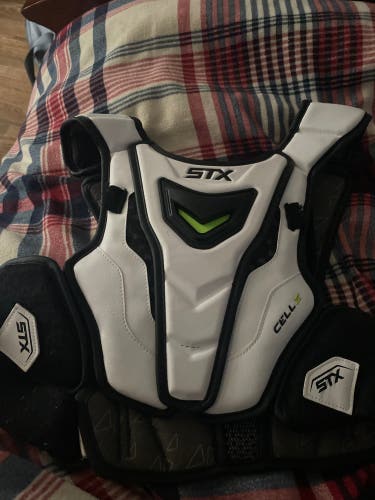 Youth Medium STX Cell IV Shoulder Pads