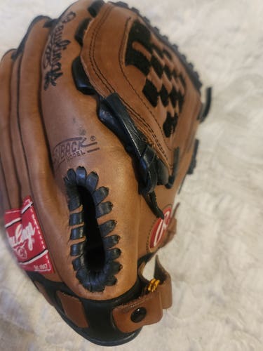 Rawlings Right Hand Throw Longhorn Series Baseball Glove 12"