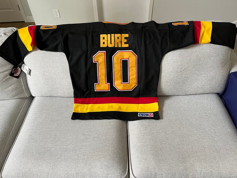 Pavel Bure Signed Vancouver Canucks Retro Black Hockey Jersey