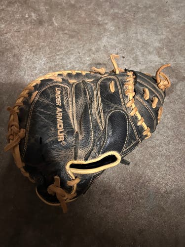 2021 Right Hand Throw 10" UACM-100A Baseball Glove
