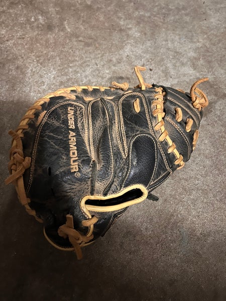 2021 Right Hand Throw 10" UACM-100A Baseball Glove