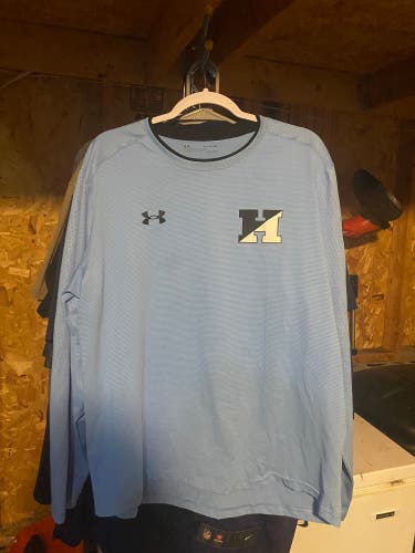 Blue Used Men's Under Armour Shirt