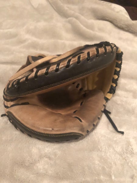 Used Rawlings PROJP20DC 32 Catcher's Gloves Catcher's Gloves