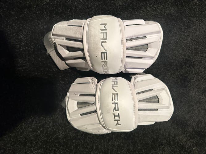 New Large Maverik Max Arm Pads