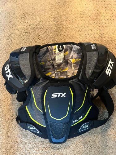 Youth Youth Medium STX Stallion 200+ Shoulder Pads