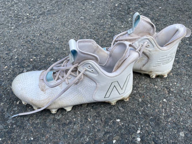 White New Balance Freeze 2’s, Size 11.5