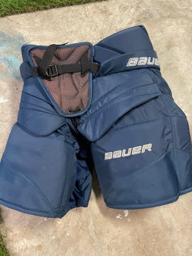 Used Medium Bauer Elite Hockey Goalie Pants