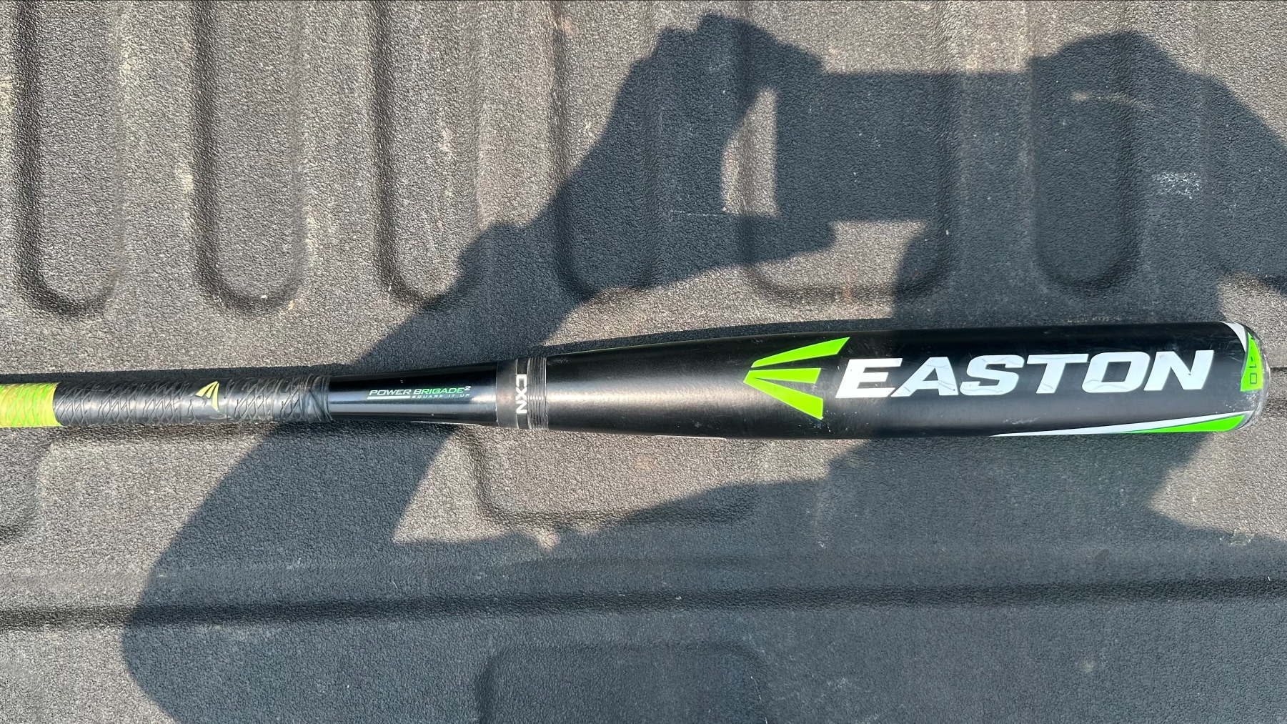 Rare Used USSSA Certified 2016 Easton Composite Mako XL Bat (-10) 18 oz 28"
