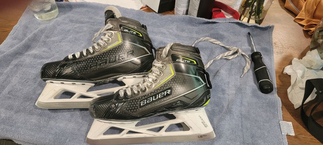 Used Bauer Elite Hockey Goalie Skates Regular Width Size 8.5