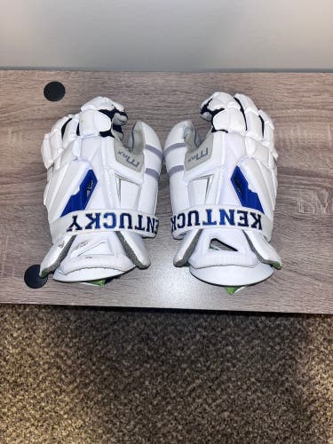 Goalie Maverik Max Lacrosse Gloves