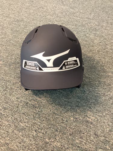 New Small / Medium Mizuno B6 Batting Helmet