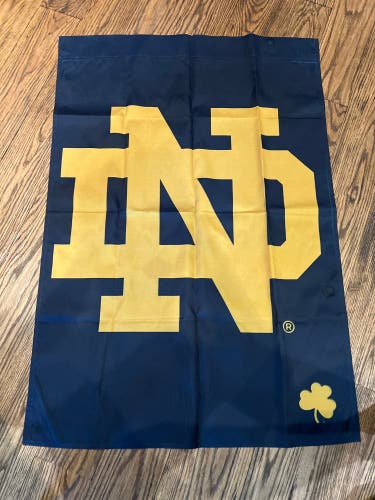 40’’ x 28’’ Notre Dame Flag