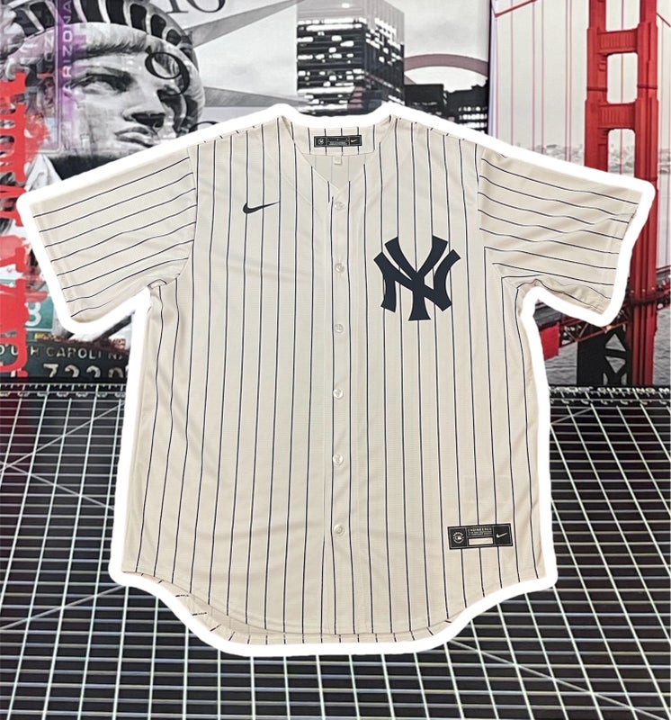 New York Yankees Yogi Berra Cream Throwback Mitchell & Ness Jersey SIZE 40  | SidelineSwap