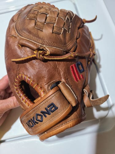 Used Right Hand Throw Nokona Softball Glove 12.5"