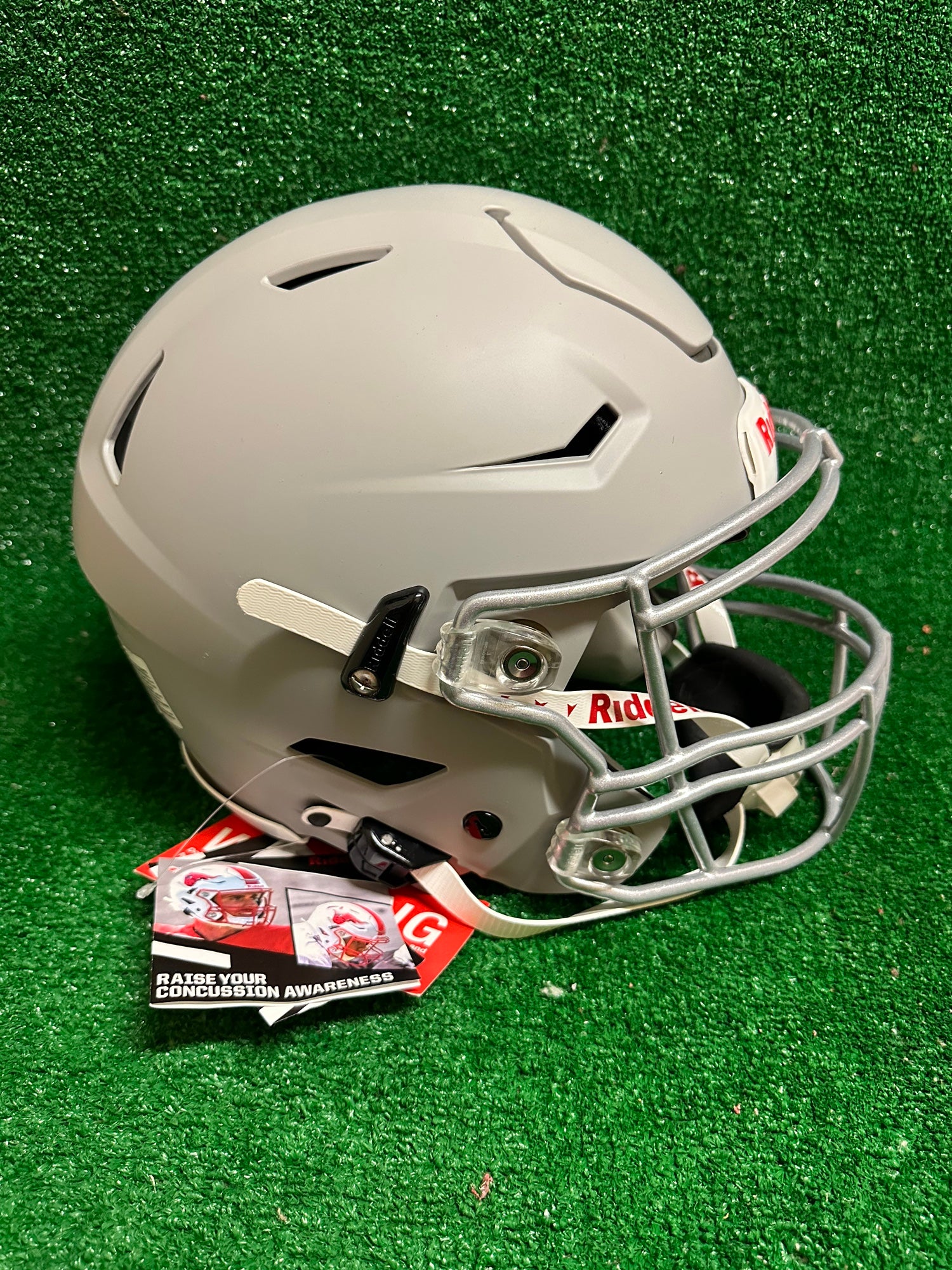 BRAND NEW LIGHT GRAY (GREY) RIDDELL SPEEDFLEX SF-3BD FOOTBALL