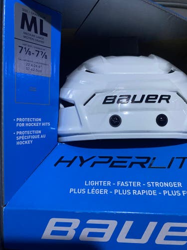 New Pro Stock Medium Bauer Hyperlite White Helmet