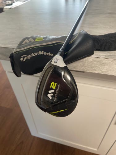 Taylormade M2 28* 6 Hybrid Regular Flex