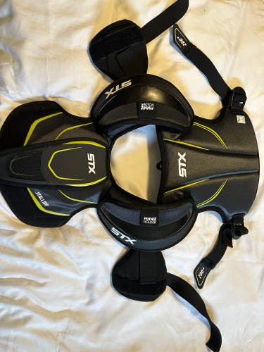 Youth Youth Medium STX Stallion 200+ Shoulder Pads