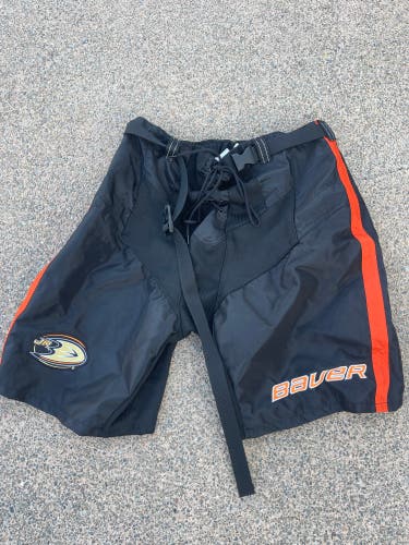 New Jr. Ducks Team Shells Senior M
