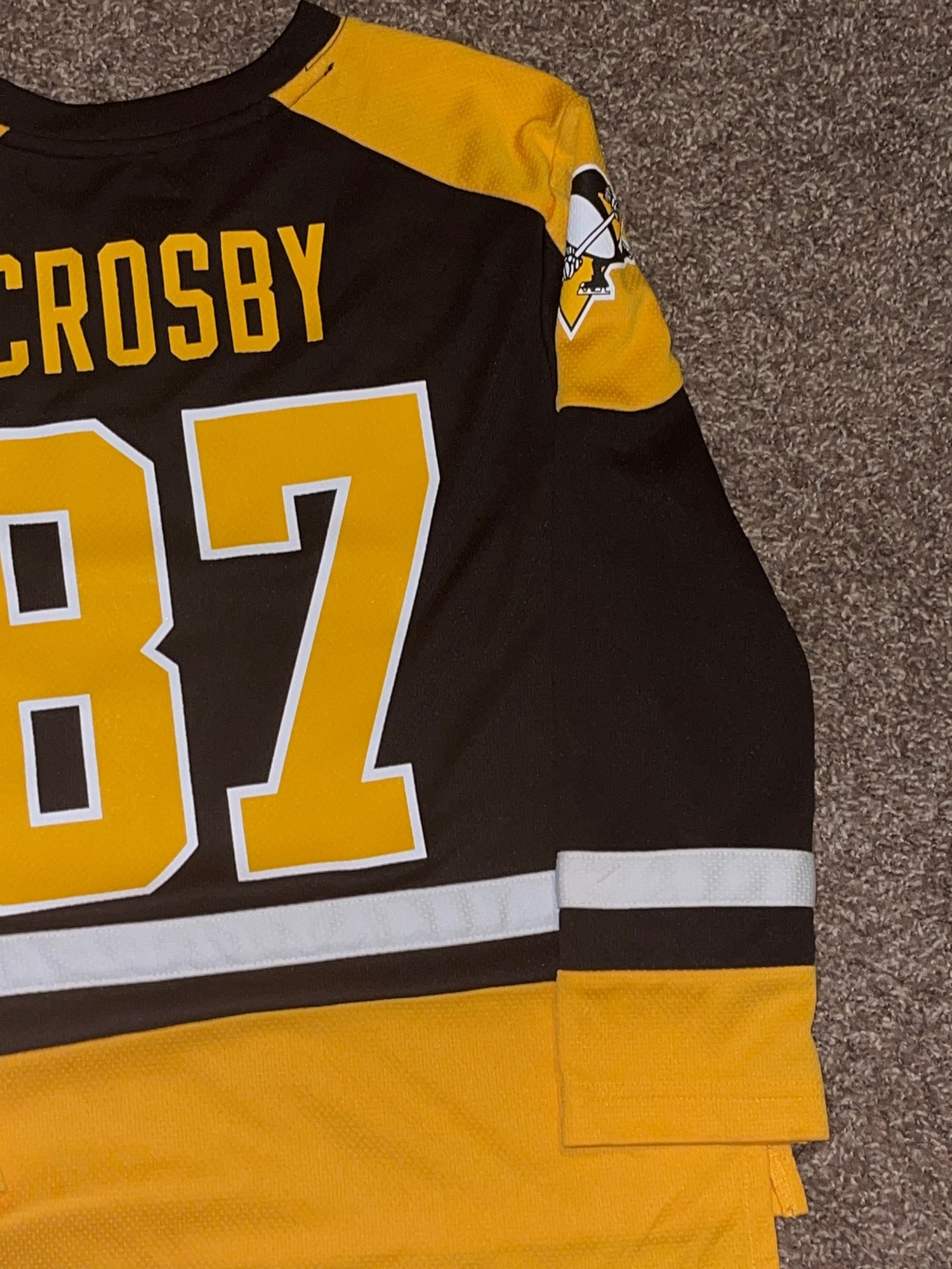 NHL Pittsburgh Penguins Sidney Crosby Jersey Youth Boys Size