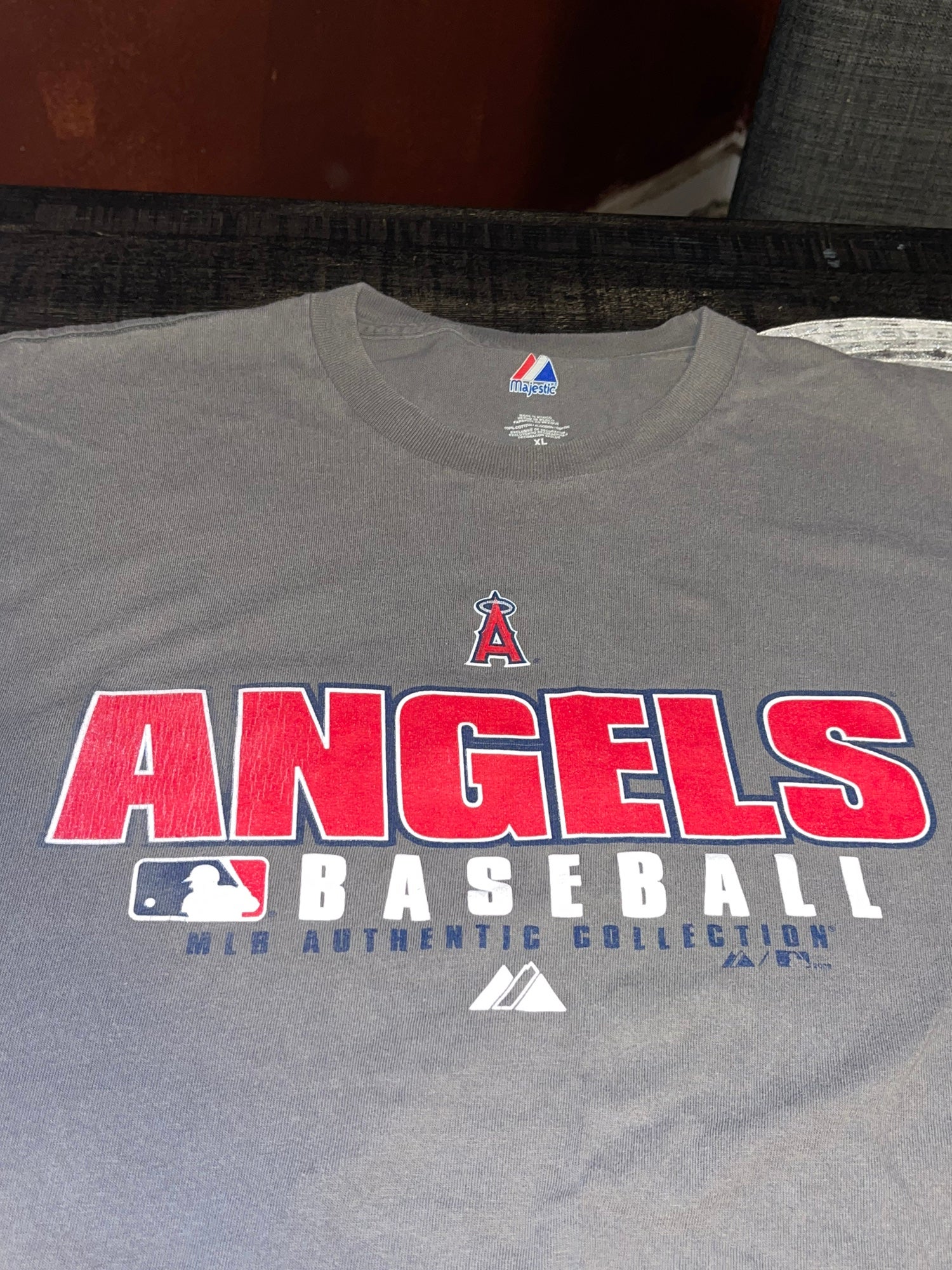 Angels Baseball MLB Authentic Collection Majestic Men's Red T-Shirt Size  Large